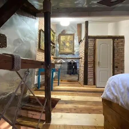 The House A La Holiday home Cluj-Napoca